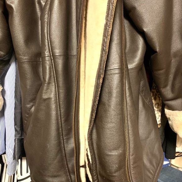 Genuine leather jacket - Picture 6 of 7